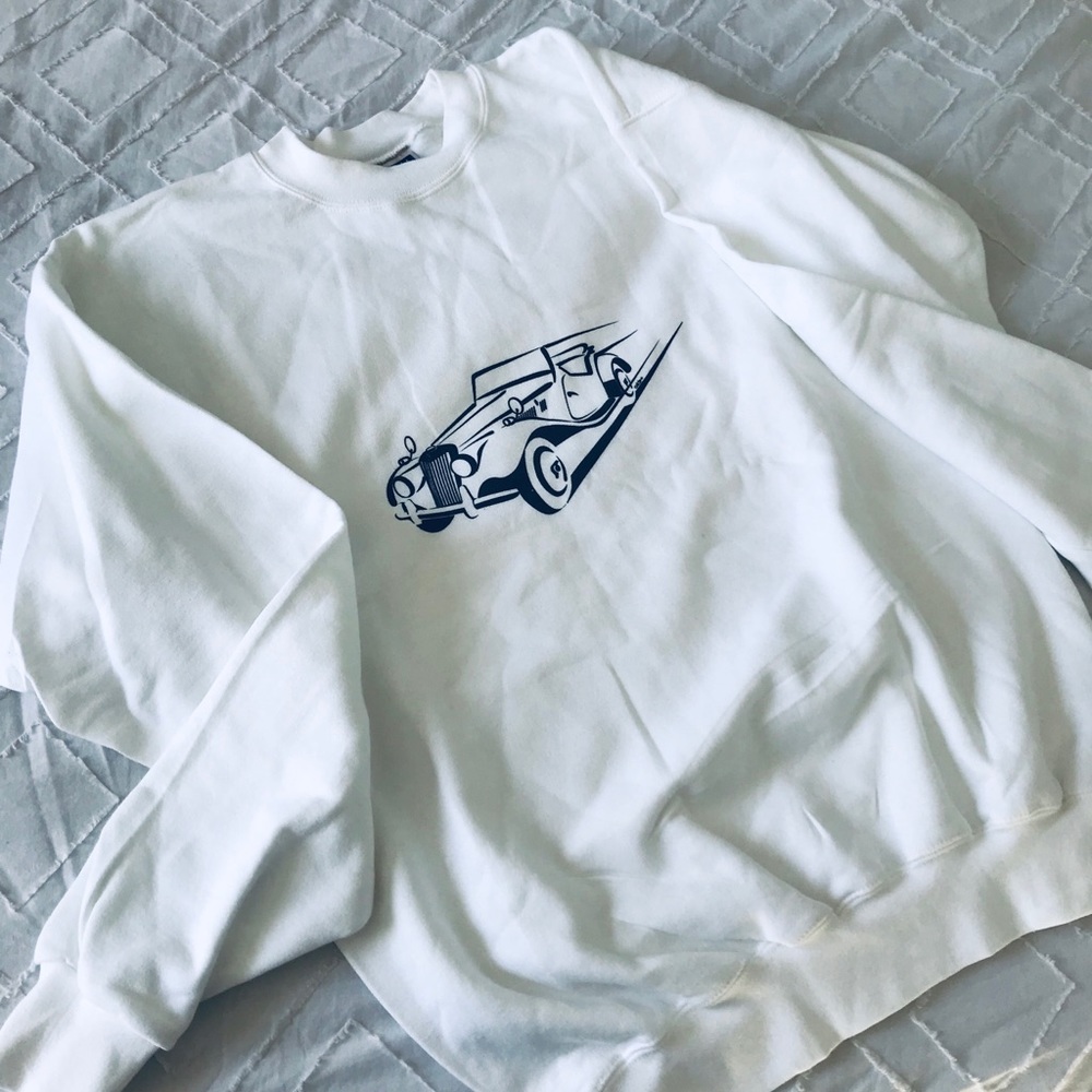 NWOT Vintage Style Graphic Sweatshirt